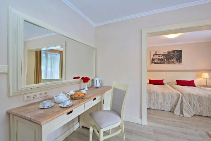 SINGLE PARK VIEW Room, White Rock Castle Suite Hotel & Spa, Varna