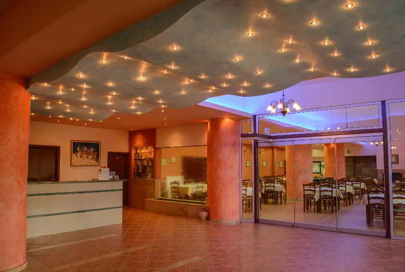 Lobby, Idi, Crete