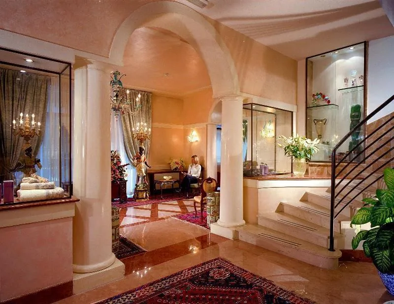 Lobby, Bonvecchiati, Venice