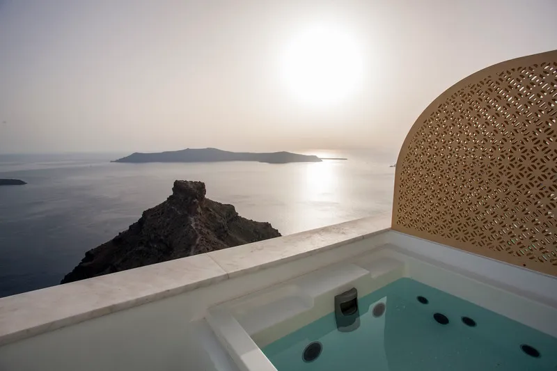 SUITE WITH JACUZZI Room, Andronikos Santorini, Santorini