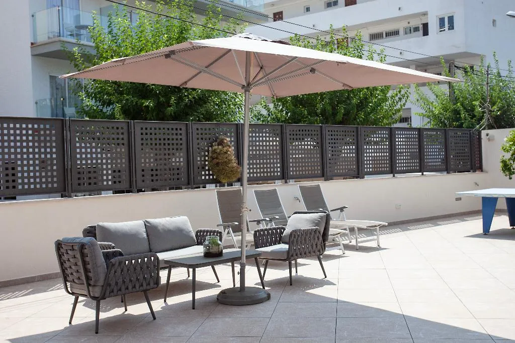 Terrace, Hostal Residencia Sutimar, Majorca