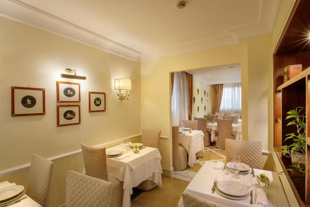 Restaurant, Donna Laura Palace, Rome