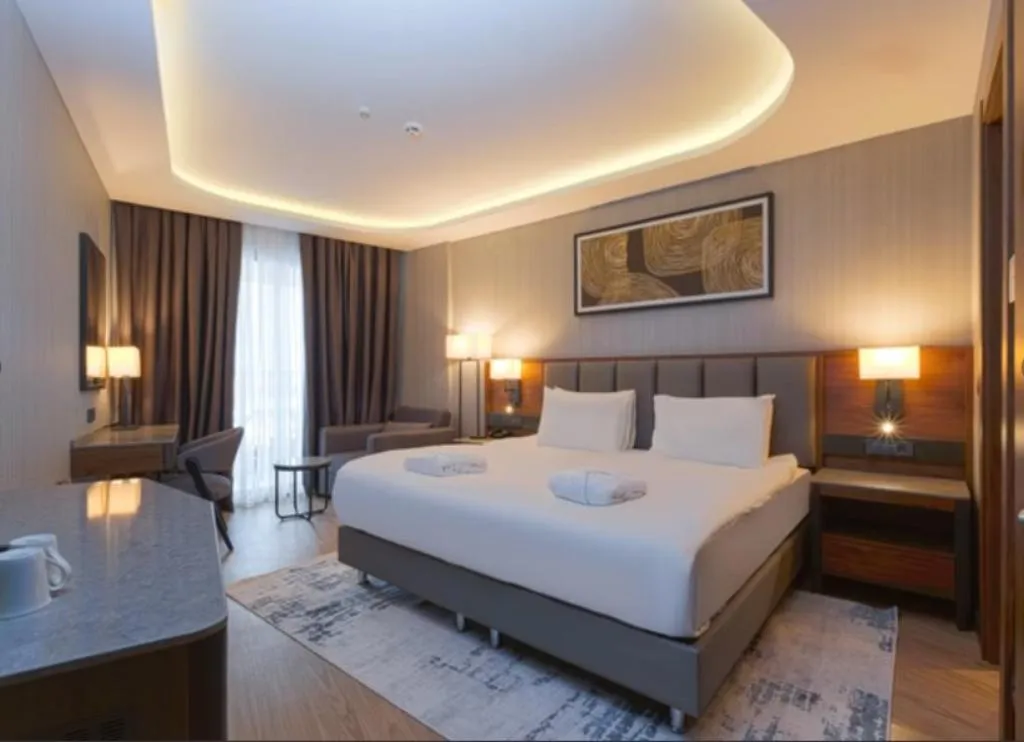 FAMILY ROOM DELUXE MOUNTAIN VIEW Room, Azura World Hotel, Antalya