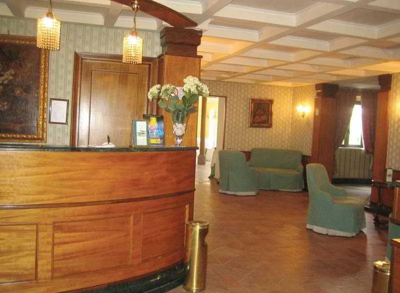 Lobby, Quadrifoglio I, Rome
