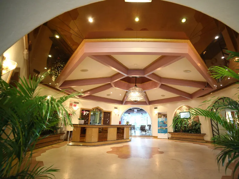 Lobby, Four Seasons Vilamoura, Algarve