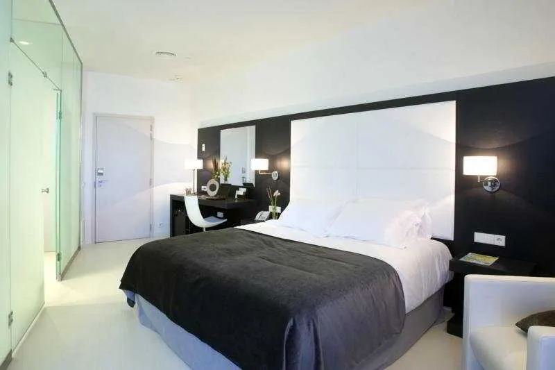DOUBLE STANDARD Room, Santos Porta Fira, Barcelona