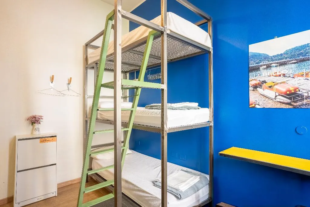 FAMILY ROOM CAPACITY 5 Room, Ostello Bello Grande Milan - Milano Centrale, Milan
