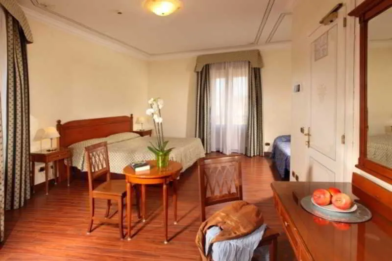 QUADRUPLE STANDARD Room, Alessandrino, Rome