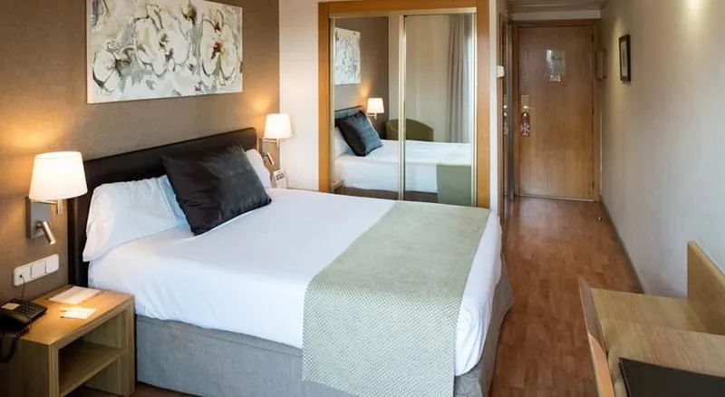 Room, Catalonia Albeniz, Barcelona