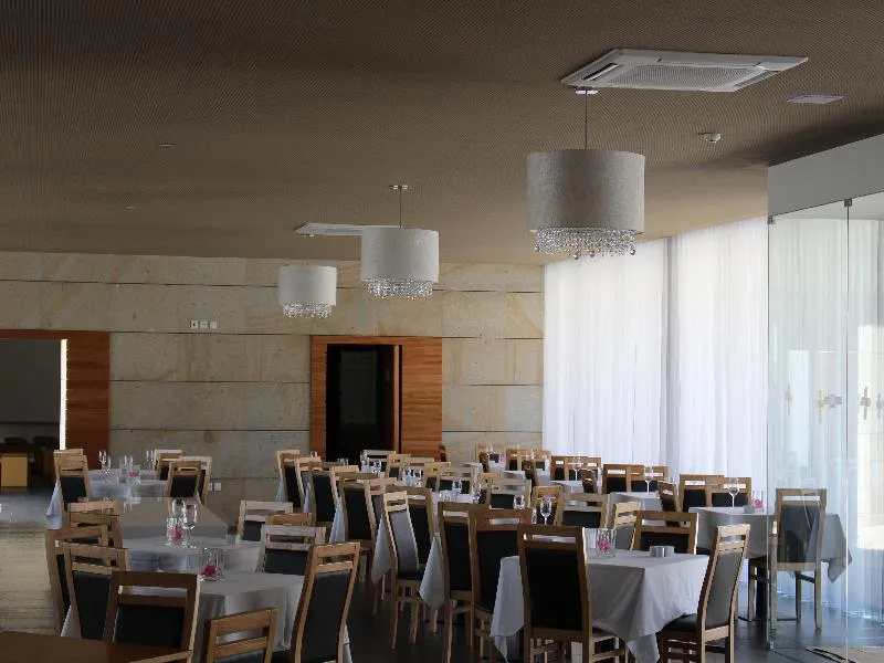 Restaurant, Prazer da Natureza Resort & SPA, Porto