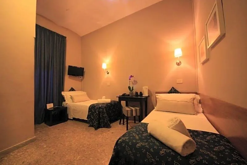 Lobby, Hotel Felice, Rome