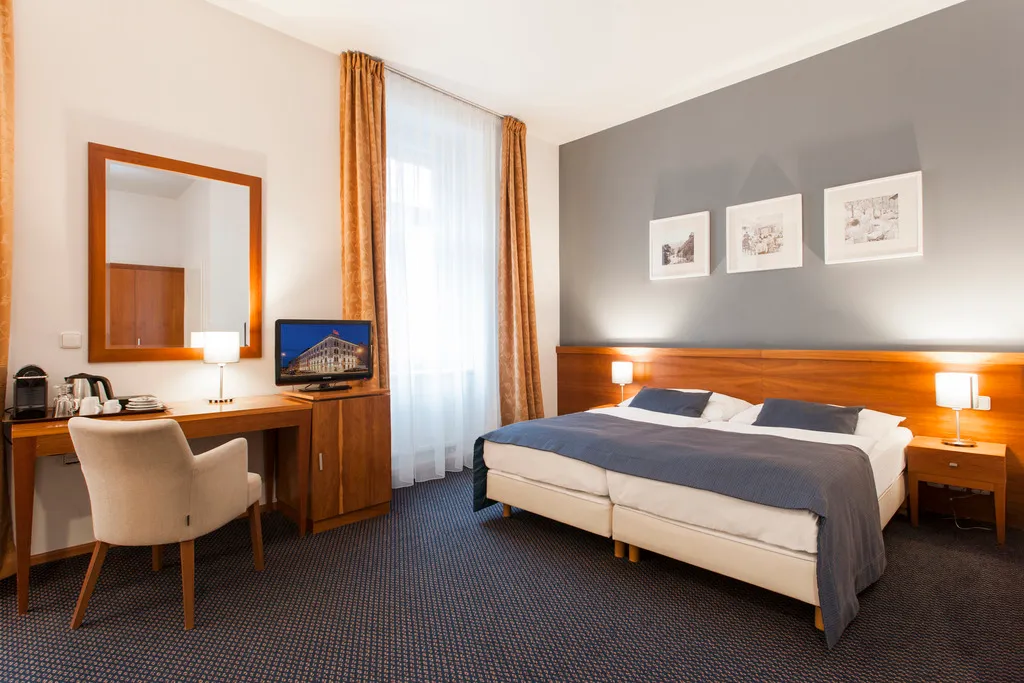 FAMILY ROOM STANDARD Room, Hotel Carol, Prague