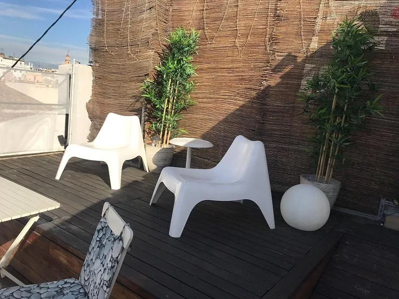 Room, El Siglo, Valencia