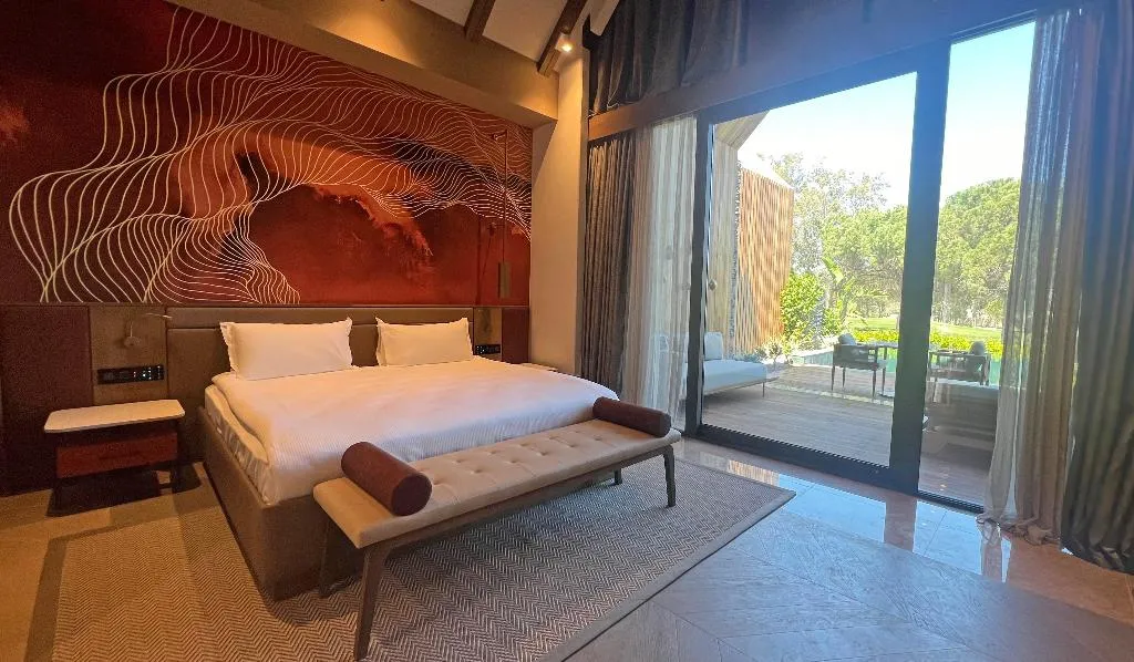 SUITE LAKE VIEW Room, Kempinski Hotel The Dome, Antalya