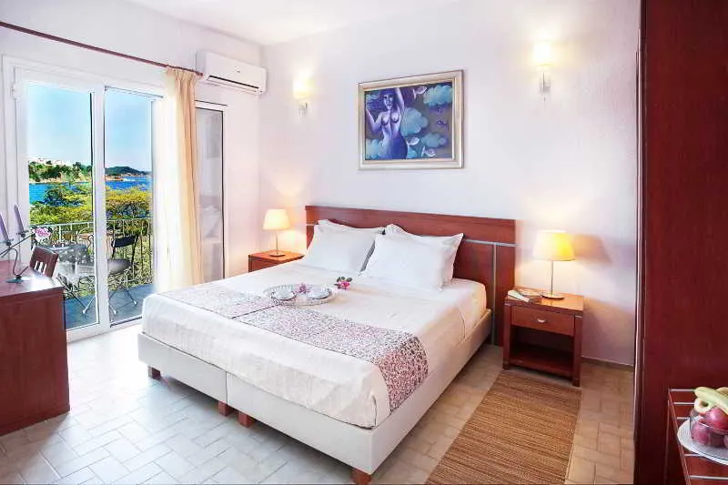 Room, Tomato, Skiathos