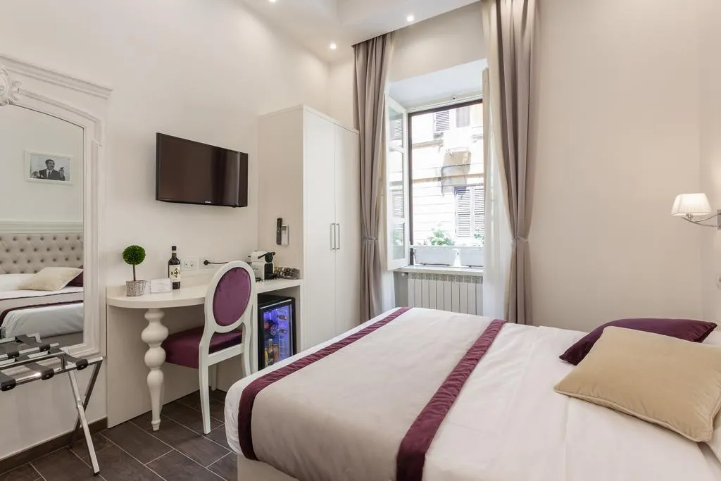 Room, Relais Monti, Rome