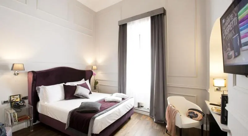 DOUBLE SUPERIOR Room, Relais Leone, Rome