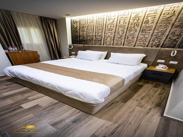 Room, Pyramids Sunrise Inn, Cairo