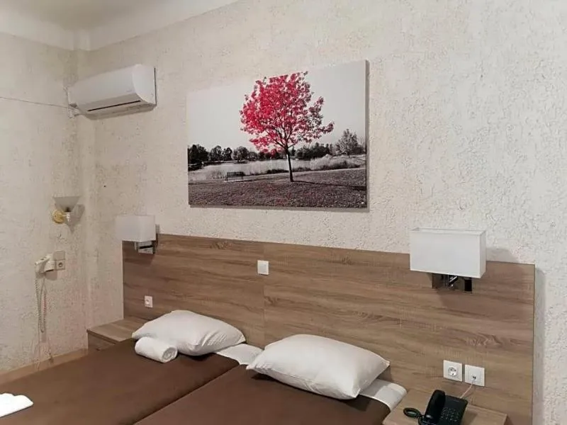 Lobby, Paradise, Samos