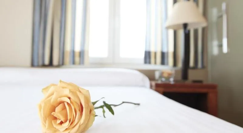 TRIPLE SEA VIEW Room, Prestige Mar y Sol, Costa Brava