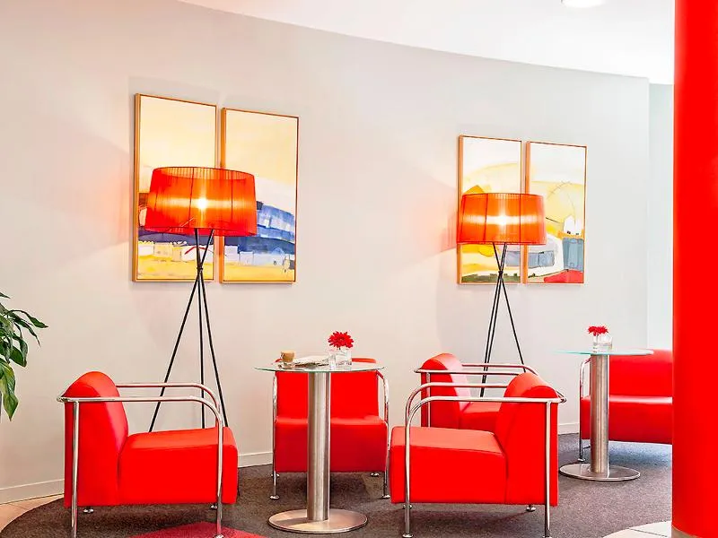 Lobby, Ibis Barcelona Molins De Rei, Barcelona