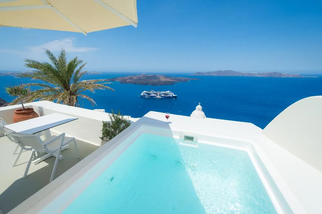 SUITE STANDARD Room, Pantelia Suites, Santorini