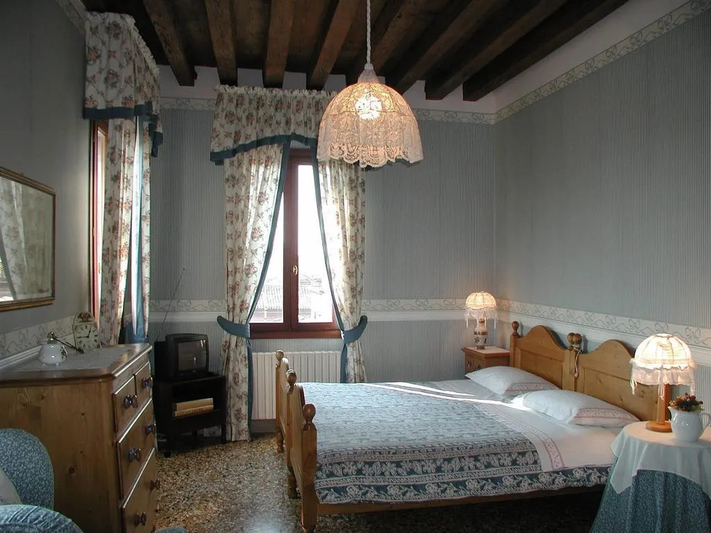 DOUBLE SINGLE USE STANDARD Room, At Home A Palazzo B&B, Venice