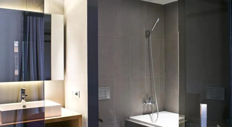 DOUBLE STANDARD Room, Radisson Blu Madrid Prado, Madrid