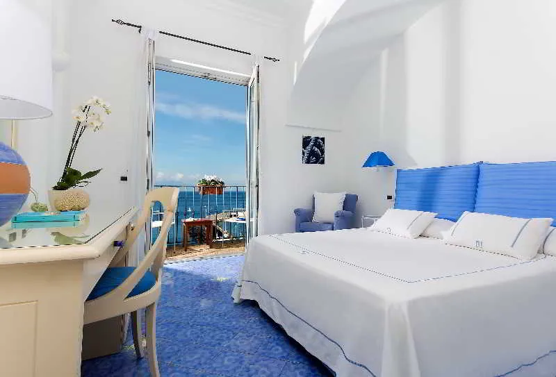 Room, Relais Maresca Luxury Small Hotel, Naples