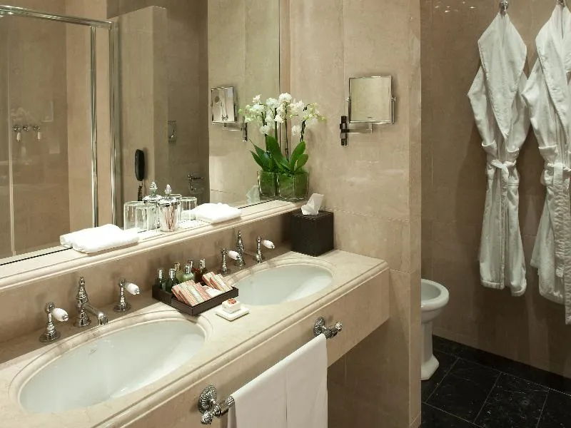DOUBLE DELUXE Room, De la Ville Monza - Slh Hotel, Milan