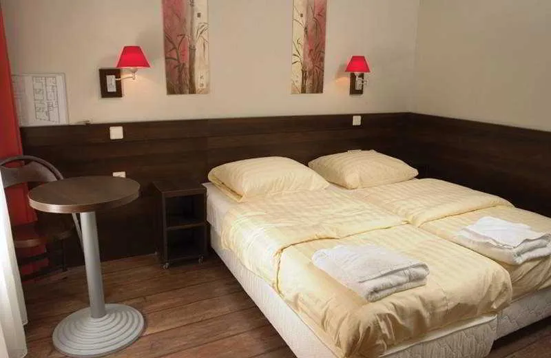 Room, Damrak-Inn, Amsterdam