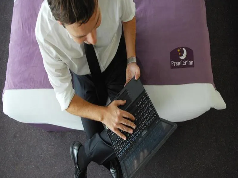 Room, Premier Inn International Airport, Dubai