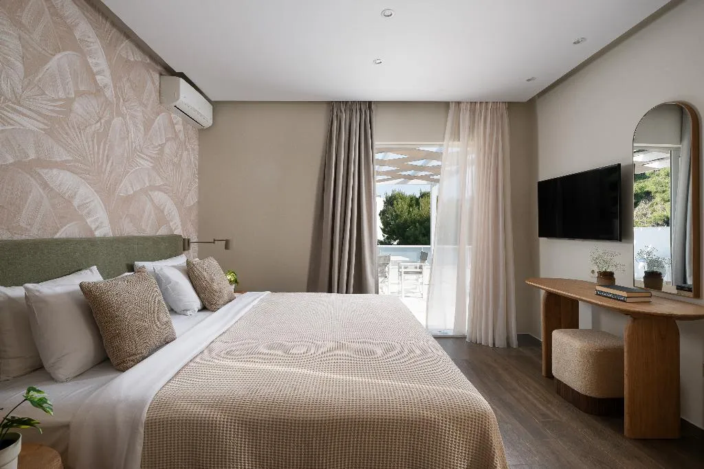 SUITE COMFORT Room, Athenian Riviera Hotel, Athens