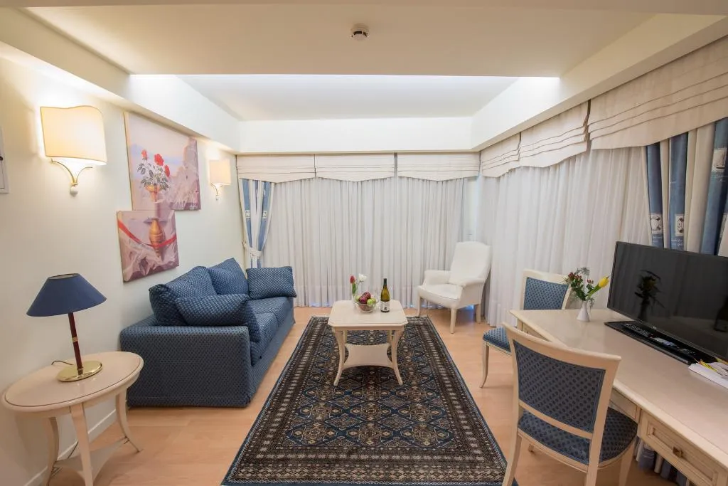 SUITE STANDARD Room, Poseidon Palace, Athens