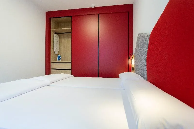 APARTMENT TWO BEDROOMS Room, Sholeo Lodges Las Palmas Flats, Gran Canaria