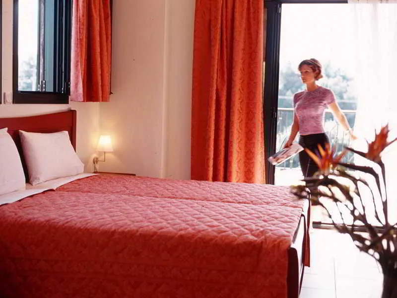 Room, Lesse, Halkidiki