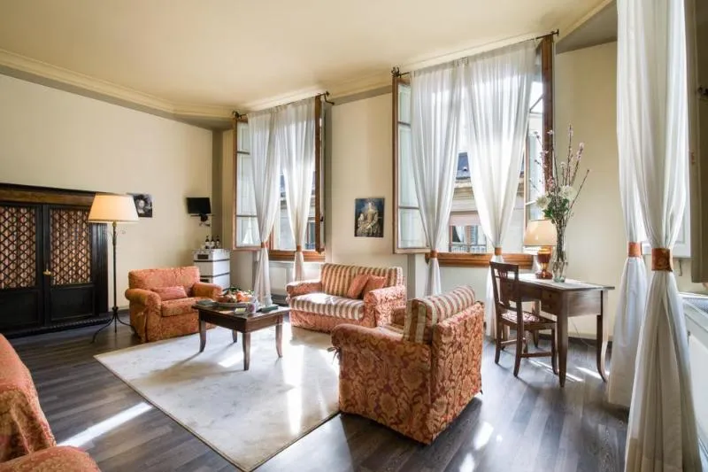 General view, Residenza Castiglioni, Florence