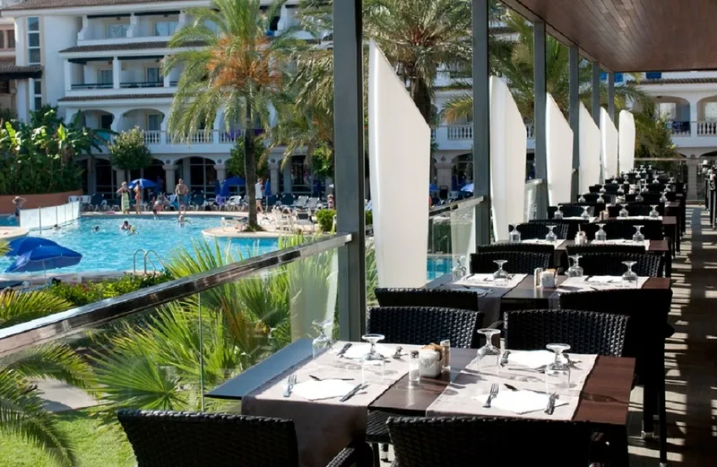 Restaurant, Beach Club Font de Sa Cala, Majorca