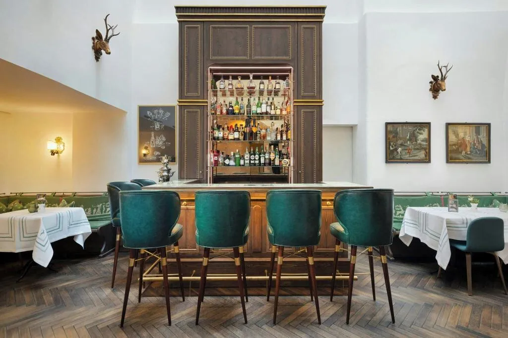 Bar, Goldener Hirsch, Salzburg