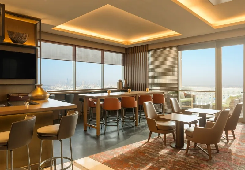 Bar, Sheraton Dubai Mall of the Emirates Hotel, Dubai
