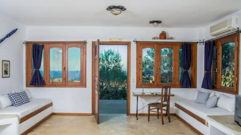 STUDIO SEA VIEW Room, Villa Iliatoras, Crete