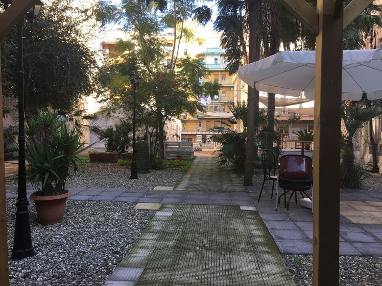 B&B Liberty 900, Catania
