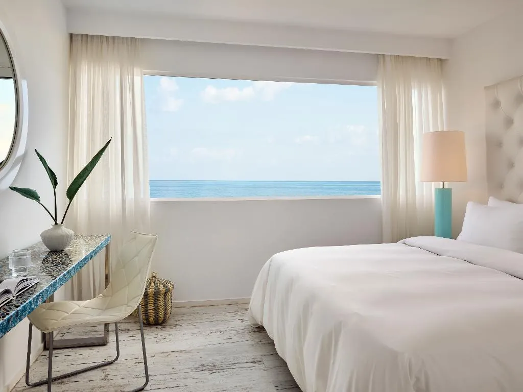 SUITE GRAND WITH VIEWS Room, Grecotel LUXME White, Crete