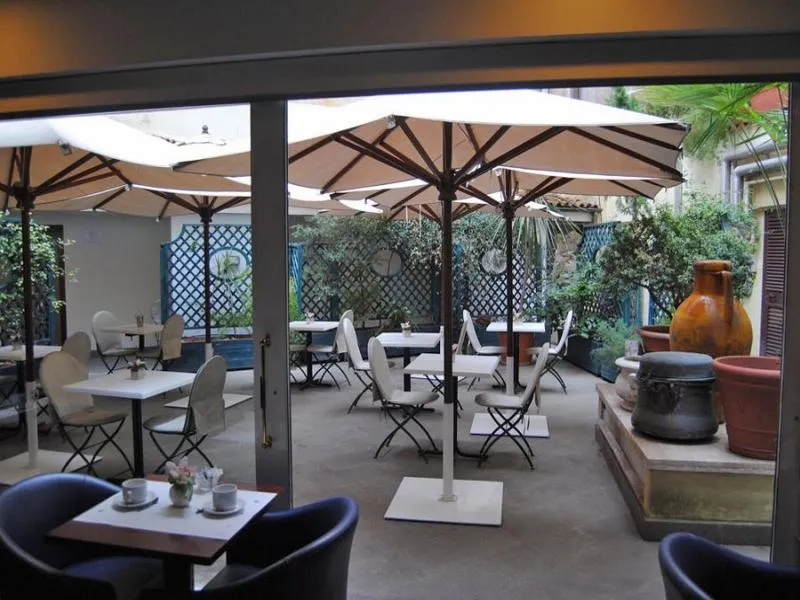 Terrace, Diplomatic Rome, Rome