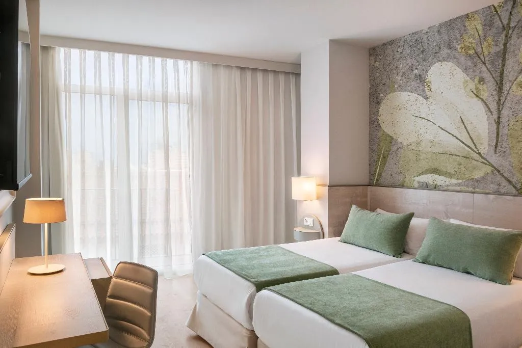 Double or Twin PREMIUM Room, Salles Hotel Malaga Centro, Costa Del Sol