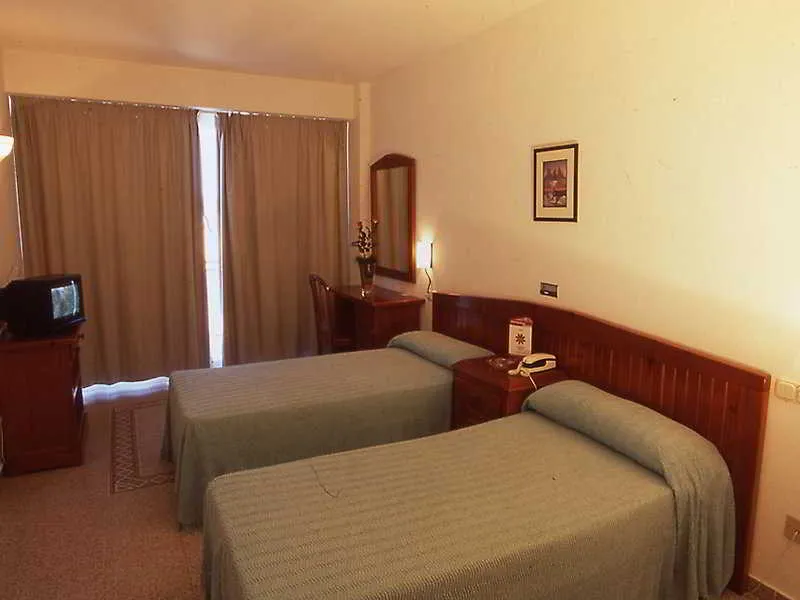 Room, Molins Park, Ibiza