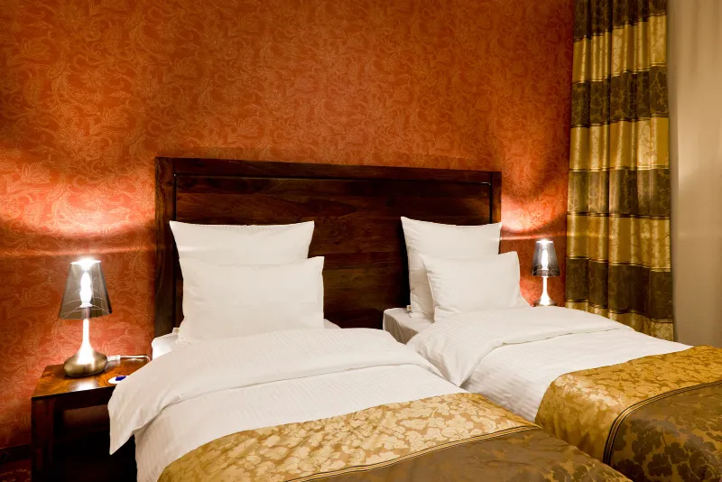 Room, Columbus, Krakow