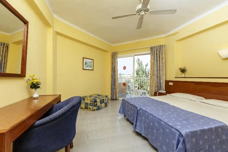 Double or Twin STANDARD Room, Golf Beach, Majorca