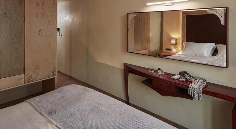 SUITE DELUXE SEA VIEW Room, Domus Renier Boutique Hotel, Crete
