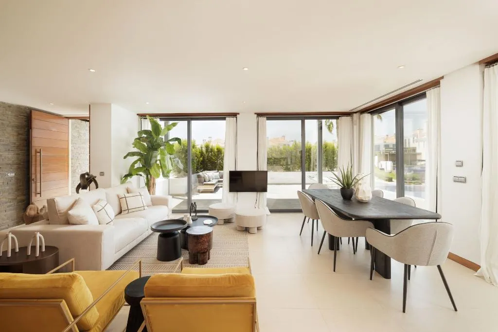 TOWNHOME CAPACITY 5 THREE BEDROOM Room, Vale Do Lobo Resort, Algarve